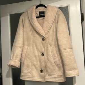 Sam Edelman coat XS 

Sorry no bundling, will cancel.